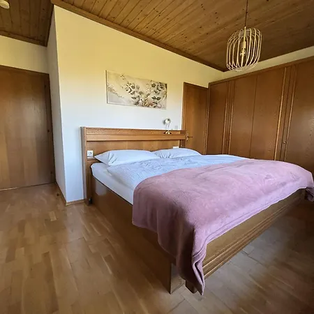 Ferienhaus Sonnhuegel - Stissen